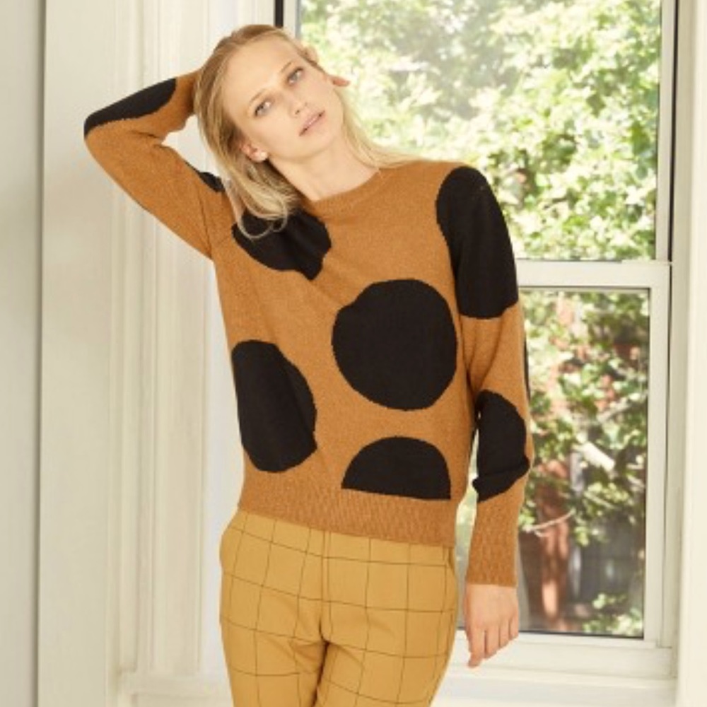 Crewneck sweater